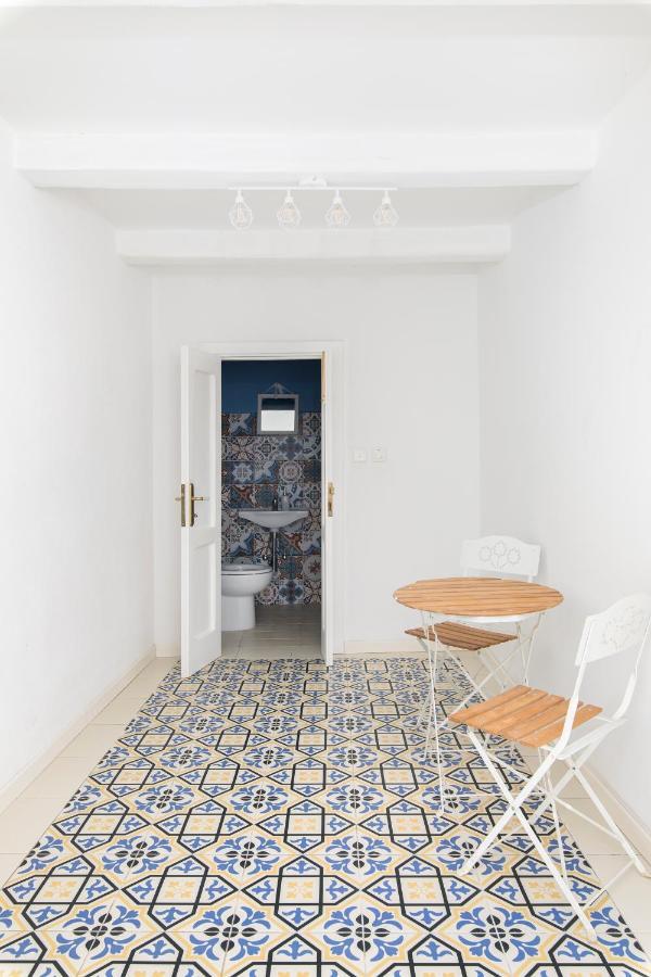 Chic, Stylish Traditional Townhouse With Terrace - St. Paul'S Bay Exterior foto